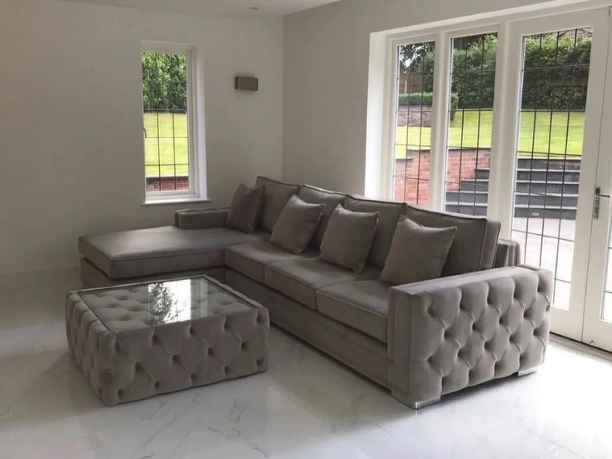 Elia couch with ottoman